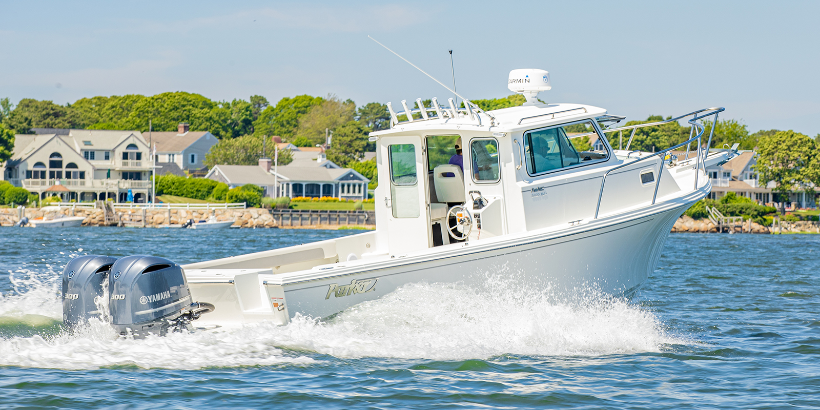 2820 XLD Sport Cabin Action Shot 1